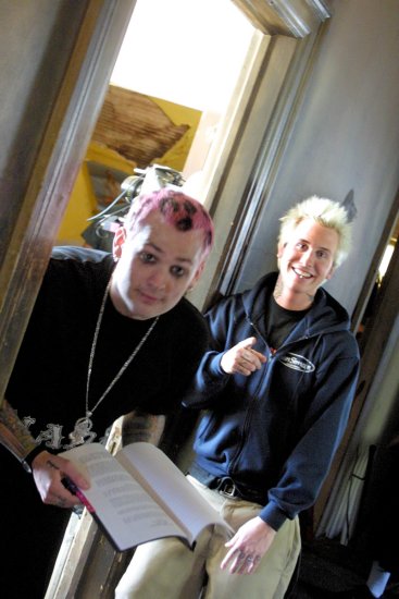 Benji with the members of Mest